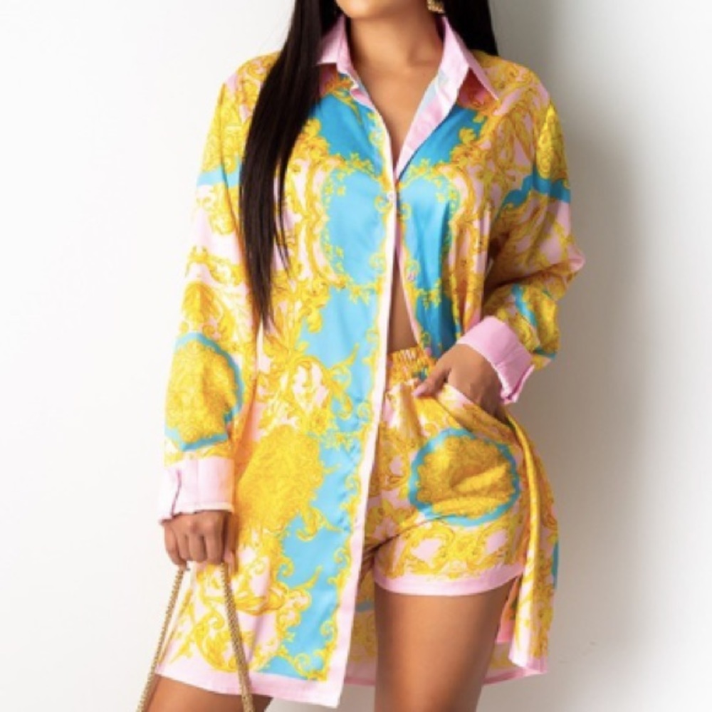 I am Queen Silk Short Set